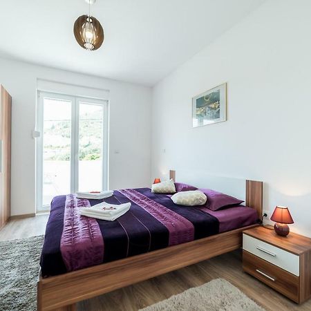 De Luxe Apartment Mediteran 1**** Затон Экстерьер фото